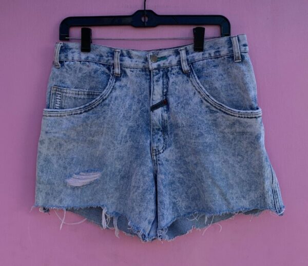 product details: SWEET 1980S CUT OFF ACID WASH DENIM SHORTS W/ NICE FADE AND DISTRESSING photo