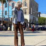 KILLER 1970S BELL BOTTOM PANTS W/ SIDE AND BACK POCKETS