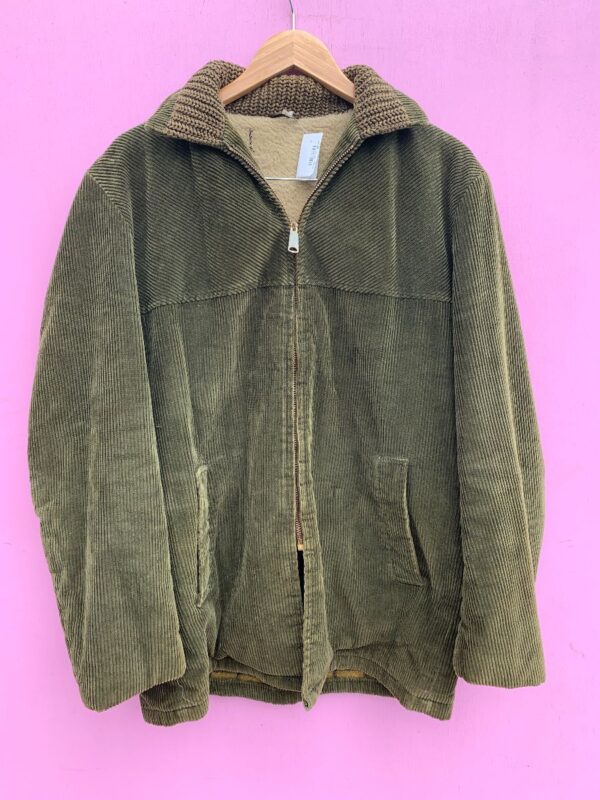 product details: AS-IS RETRO CORDUROY JACKET SHERPA LINED photo