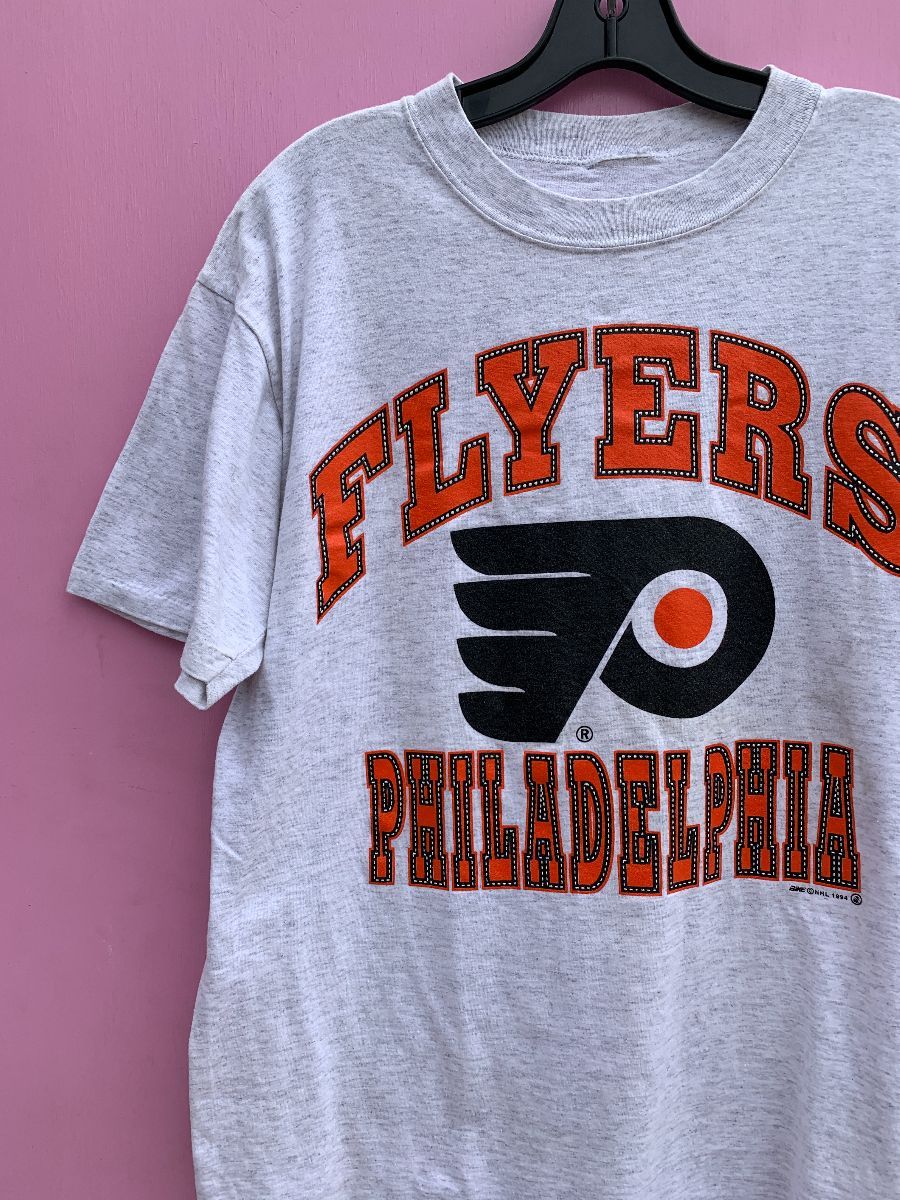 FLYERS~90's night  PHILLY FLYERS T-SHIRT XL 12/6/18 AND OR GRITTY CARD SGA