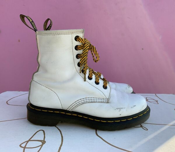 product details: DOC MARTEN 1460 LACE-UP LEATHER COMBAT BOOTS W/ STRIPED LACES AS-IS photo