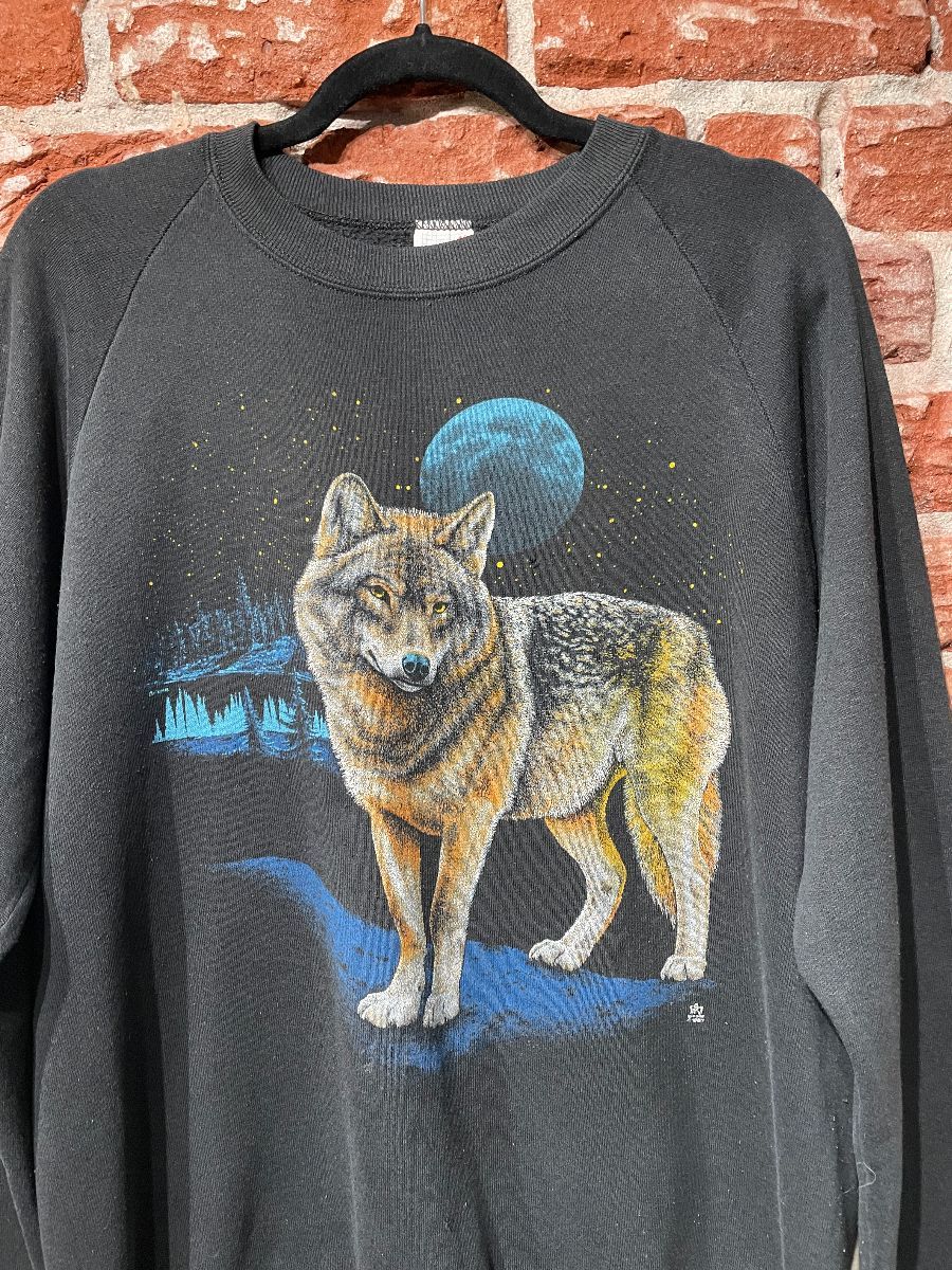 Lone Wolf Under Moonlight Pullover Sweatshirt | Boardwalk Vintage