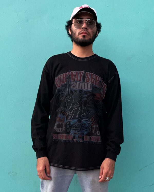 product details: OVERDYED MLB WORLD SERIES 2000 SUBWAY SERIES GRAPHIC LONG SLEEVE T-SHIRT CONTRAST STITCH photo