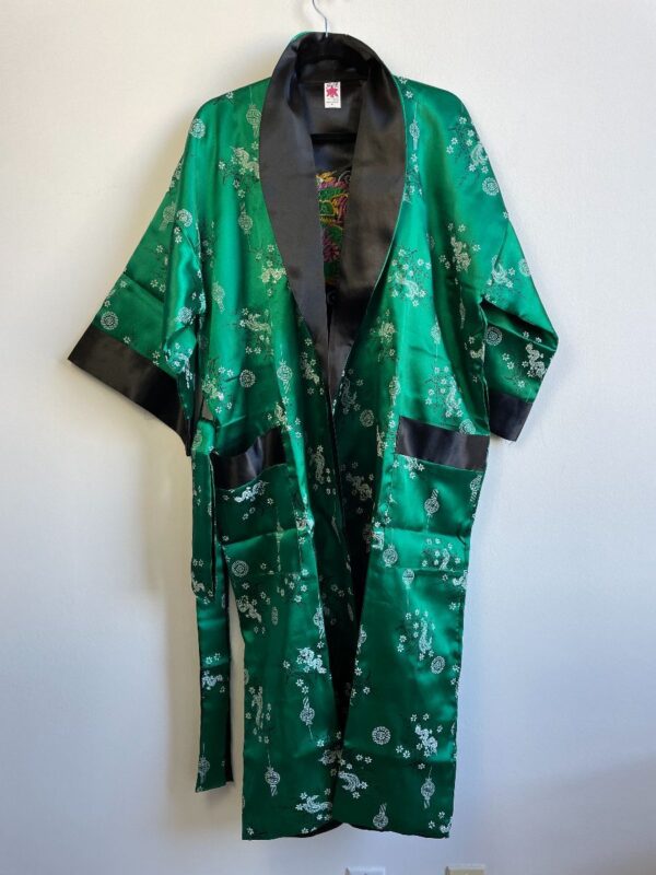 product details: AWESOME REVERSIBLE SILK EMBROIDERED DRAGON KIMONO ROBE MADE IN THAILAND photo