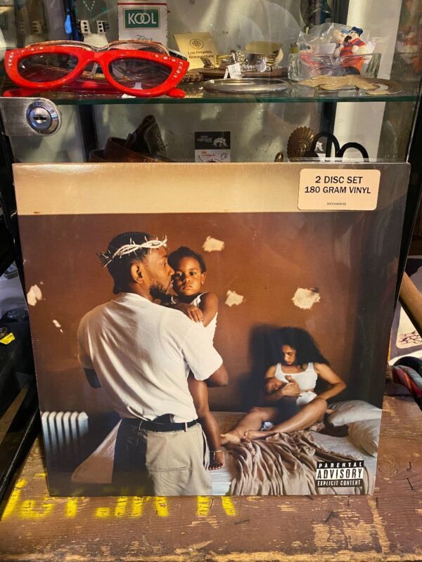 product details: BW VINYL  KENDRICK LAMAR - MR MORALE AND THE BIG STEPPERS photo
