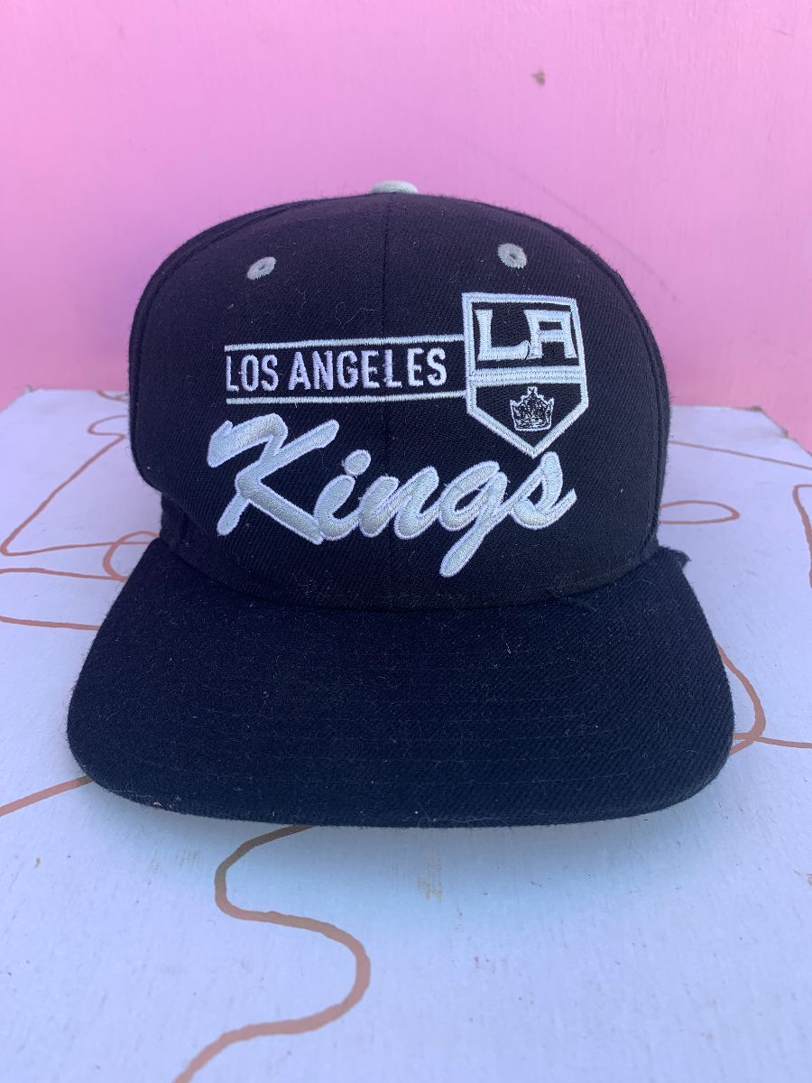 product details: LOS ANGELES KINGS SCRIPT SNAPBACK HAT AS-IS photo