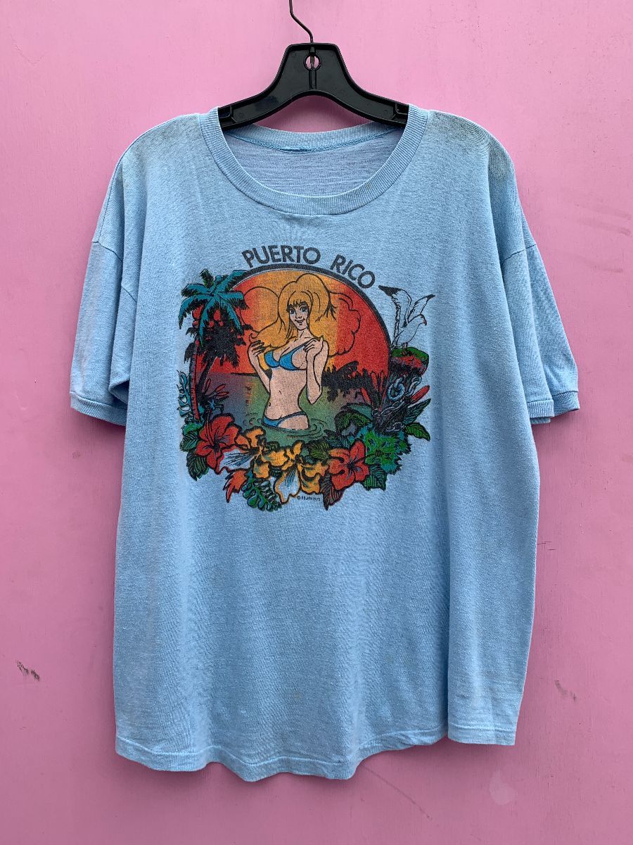 product details: PUERTO RICO TRAVEL SHIRT FROM 1975 W/ BIKINI BABE + TROPICAL BEACH VIBES AS-IS photo