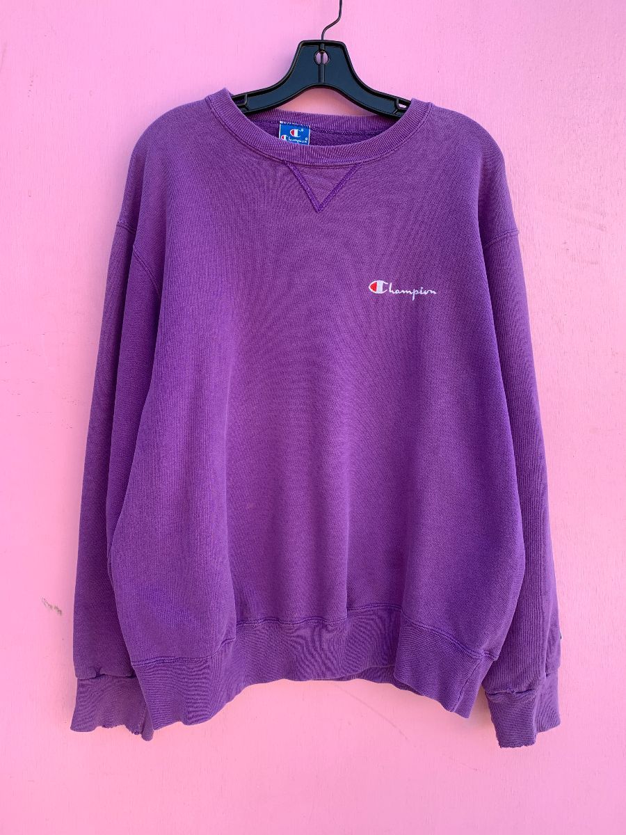 product details: CHAMPION CREW NECK SWEATSHIRT V STITCH W/ EMBROIDERY AND COOL DISTRESSING AS IS photo
