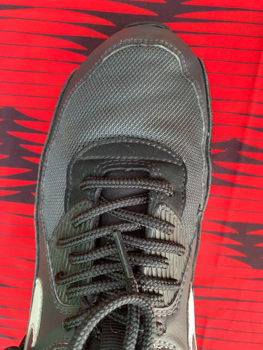 Nike Airmax 90 W/ Two Tone Black And Dark Grey | Boardwalk Vintage