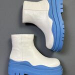 NWT SO COOL! WHITE & BLUE PLATFORM BOOTS CHUNKY RUBBER SOLE