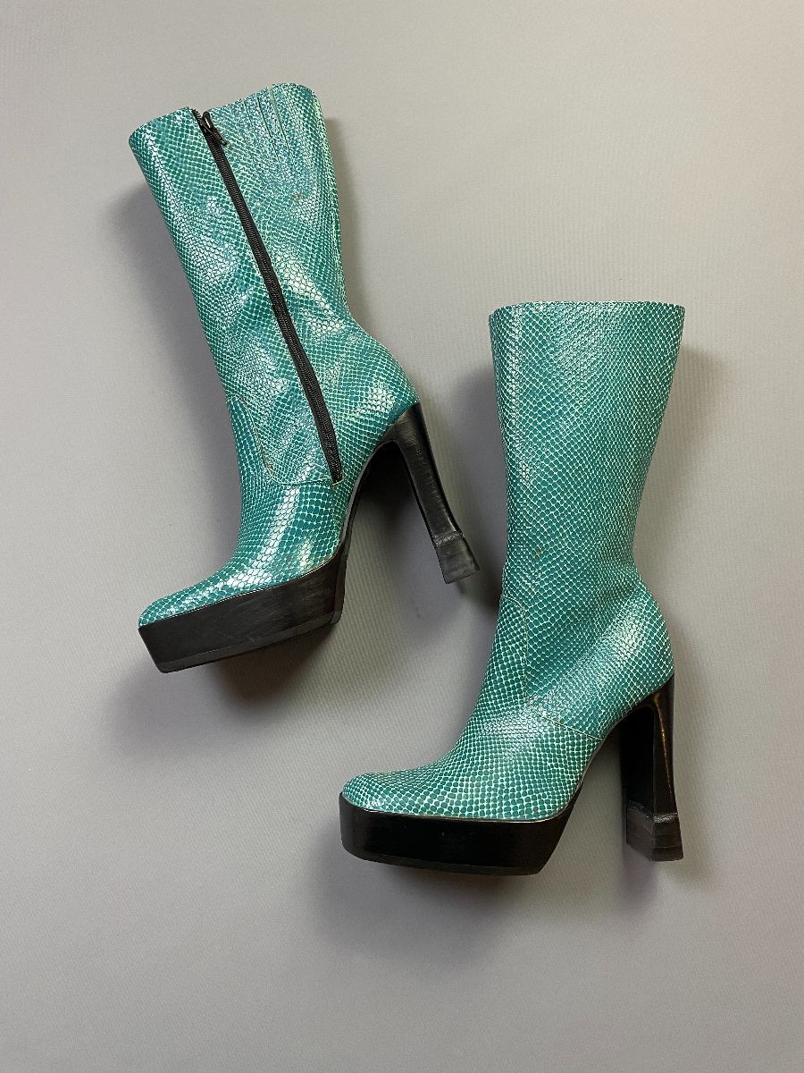 Amazing Y2k Shiny Leather Snakeskin Textured Platform Gogo Boots ...