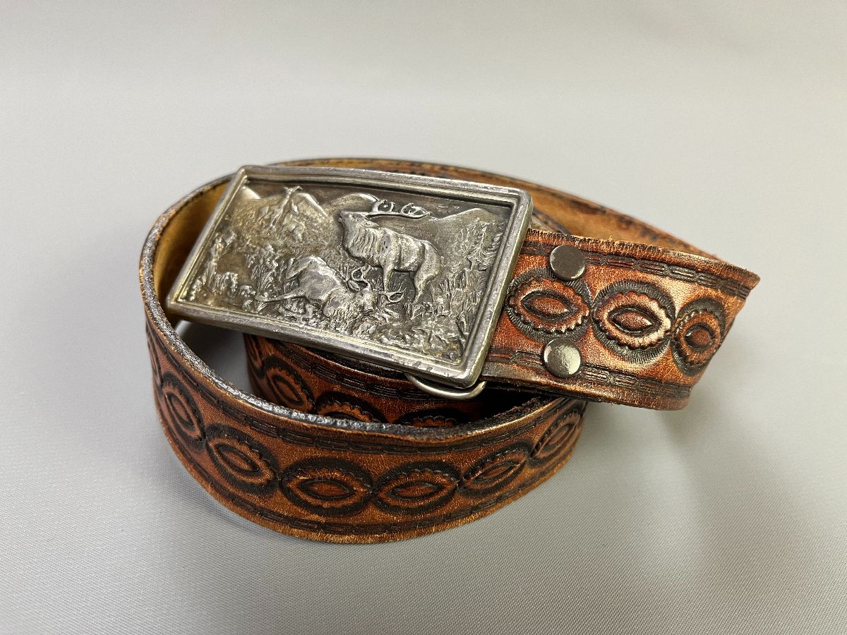 product details: 1970S SUPER SOFT EMBOSSED LEATHER BELT HEAVY ELK DESIGN PLATED SILVER BRASS BUCKLE photo