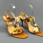 *AS-IS Y2K NUDE LEATHER T-STRAP HEELS MULTIPLE FLOWER CUT OUT APPLIQUES
