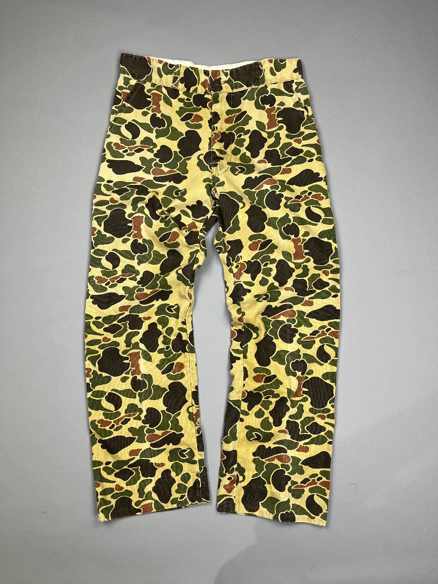 product details: *AS-IS RAD DUCK CAMO CAMOUFLAGE PRINT PANTS photo