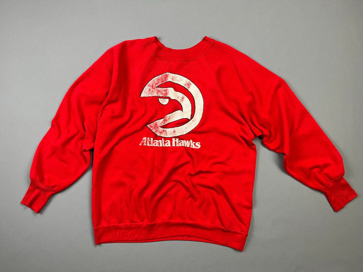 atlanta hawks sweatshirt vintage
