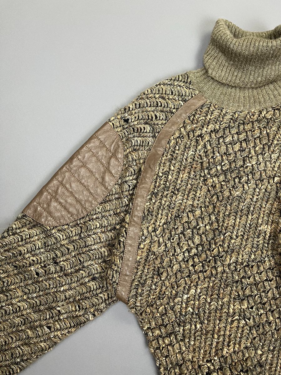1990S CHUNKY KNIT TURTLENECK SWEATER LEATHER APPLIQUE