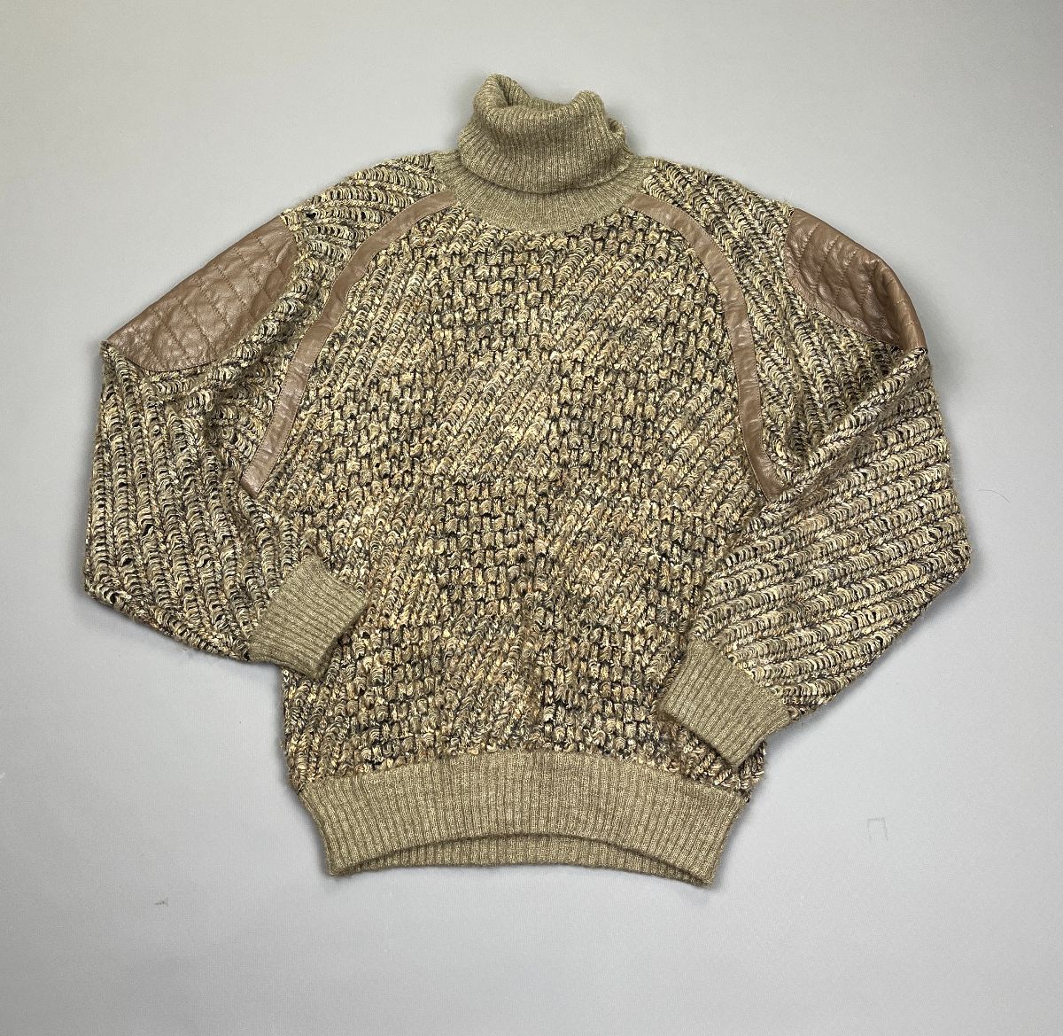 1990S CHUNKY KNIT TURTLENECK SWEATER LEATHER APPLIQUE