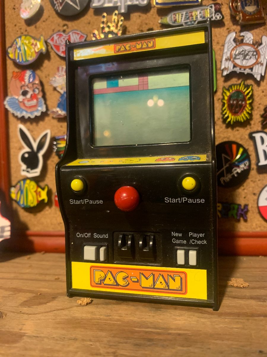 product details: PAC-MAN MINI ARCADE CONSOLE *UNTESTED photo