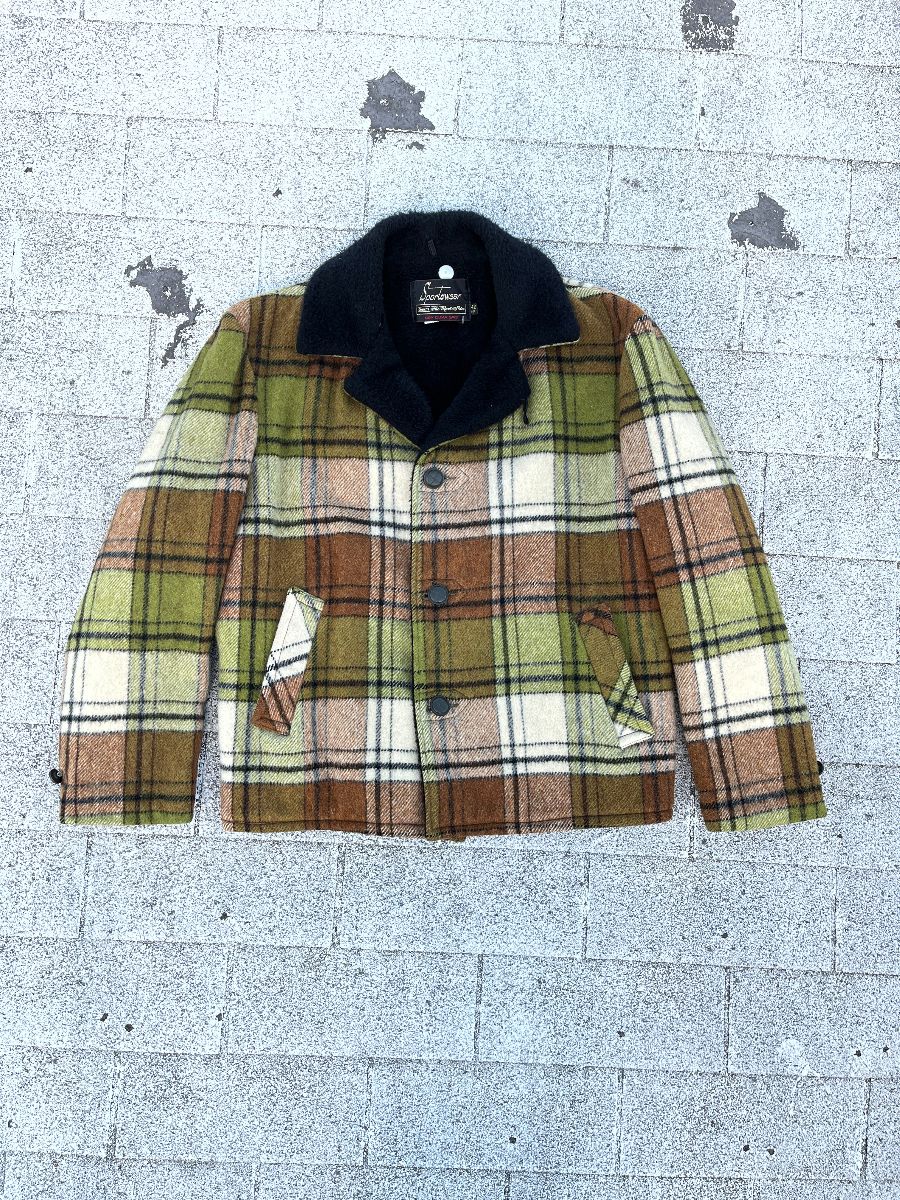 product details: AMAZING SHERPA LINED GREEN PLAID PRINT BUTTON UP COAT photo