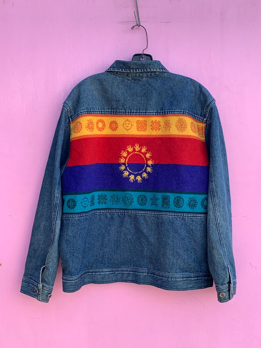 product details: LATE 1990S PENDLETON ZIP UP DENIM JACKET WITH COLOURFUL BLANKET BACK PANEL photo