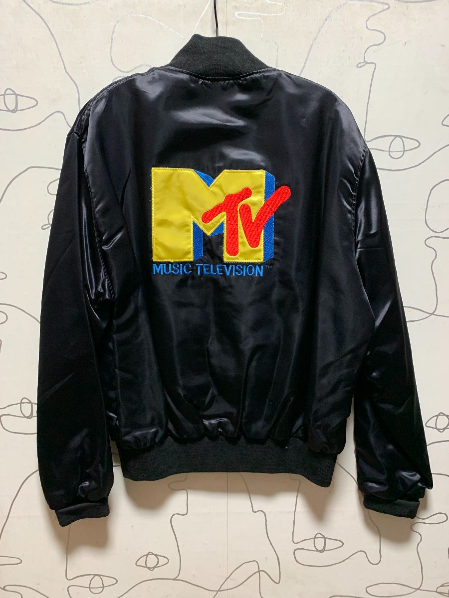 product details: MTV EMBROIDERED SATIN BUTTON UP JACKET W/ PIONEER ON FRONT photo