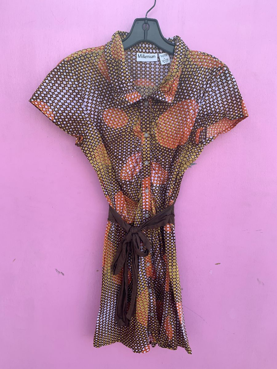 product details: Y2K BELTED GEOMETRIC PRINT COTTON COLLARED BUTTON UP DRESS photo
