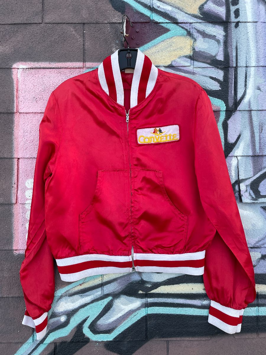 product details: RAD! EMBROIDERED CORVETTE PATCH ACETATE SPORTS JACKET STRIPED COLLAR & CUFFS photo