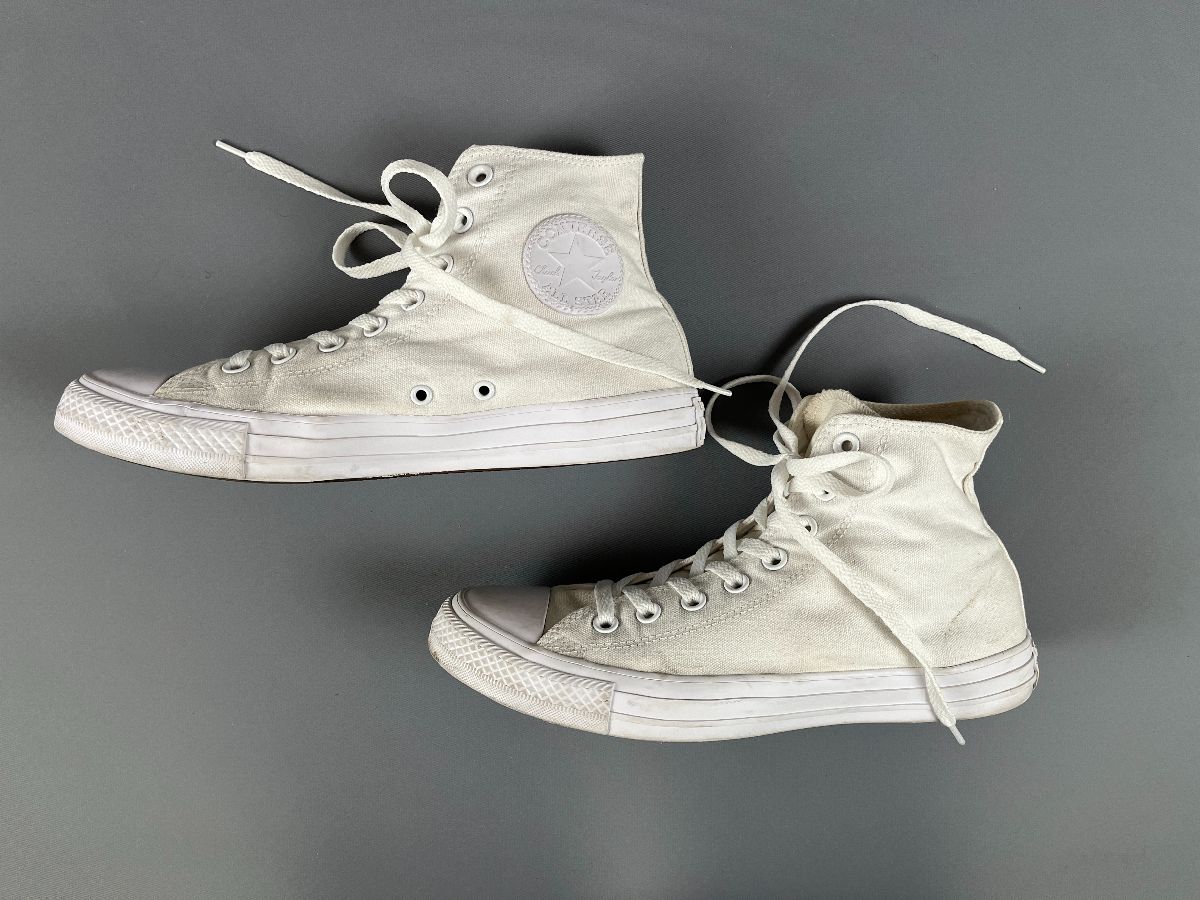 product details: WHITE CANVAS HIGH TOP CHUCK TAYLOR SNEAKERS photo