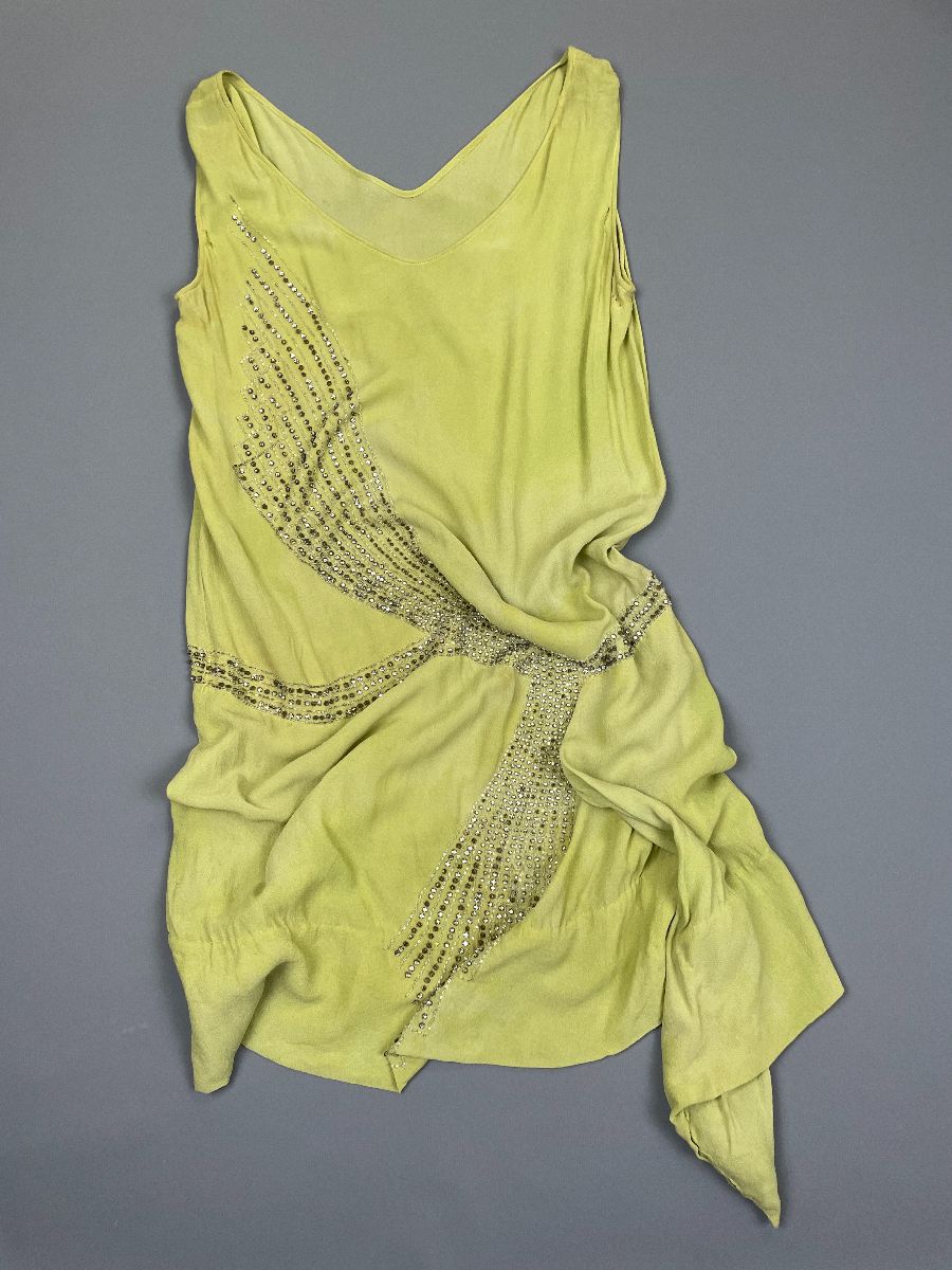 product details: **AS-IS 1920S CHARTREUSE 100% SILK FLAPPER DRESS RHINESTONES EMBELLISHMENTS photo