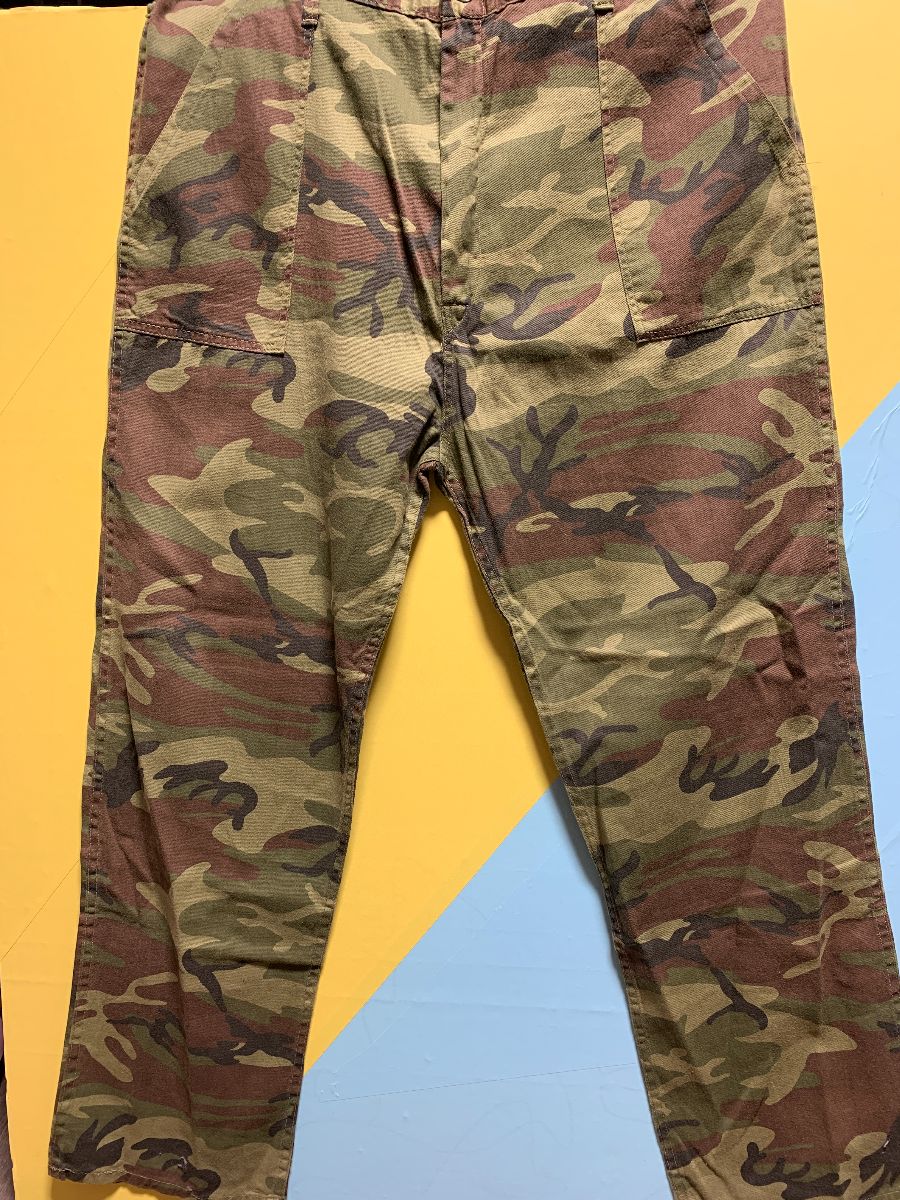 product details: OVERSIZED 100% COTTON MILITARY CAMOUFLAGE TROUSERS photo