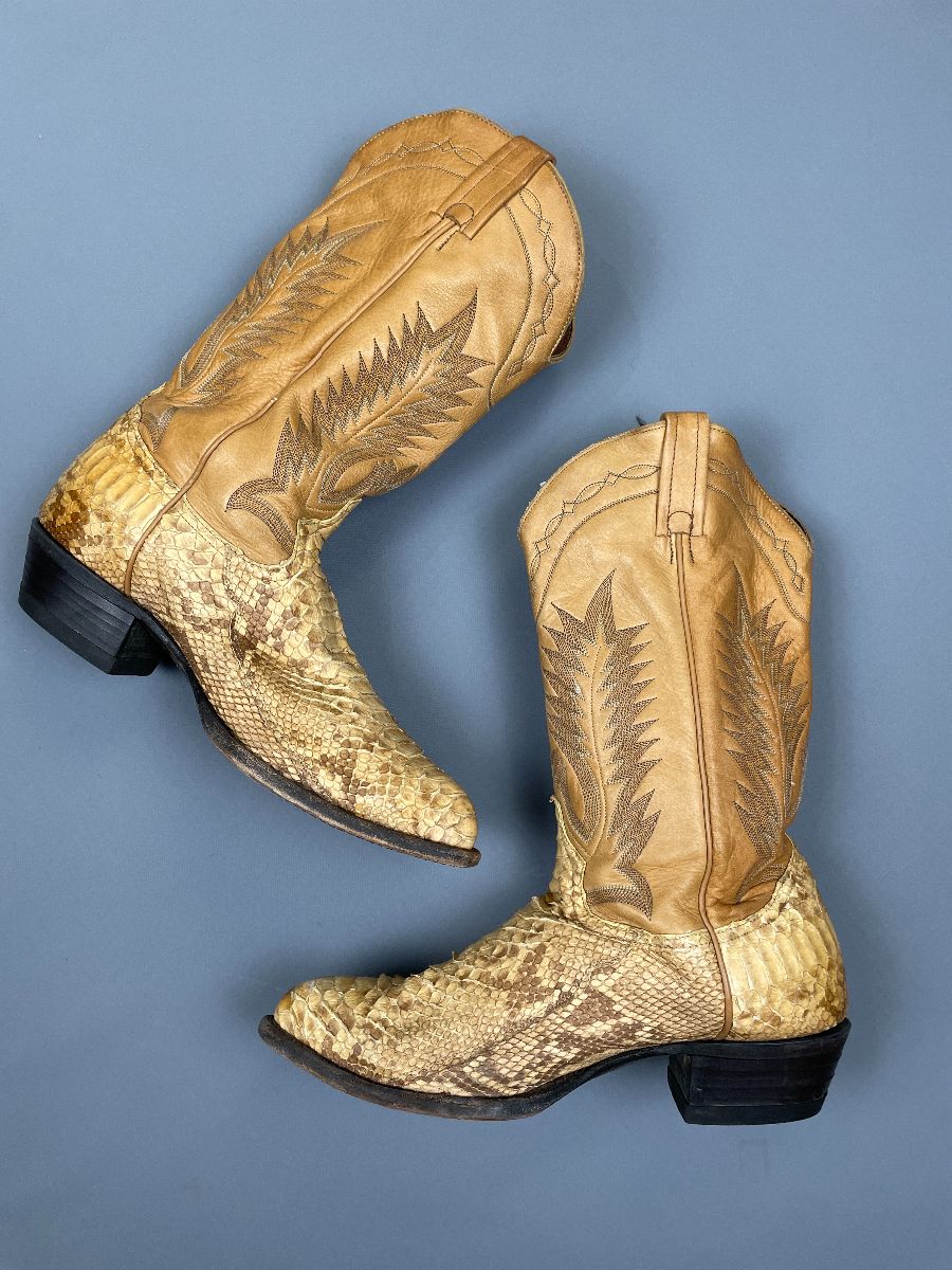 product details: KILLER SNAKESKIN & EMBROIDERED DESIGN LEATHER COWBOY BOOTS photo