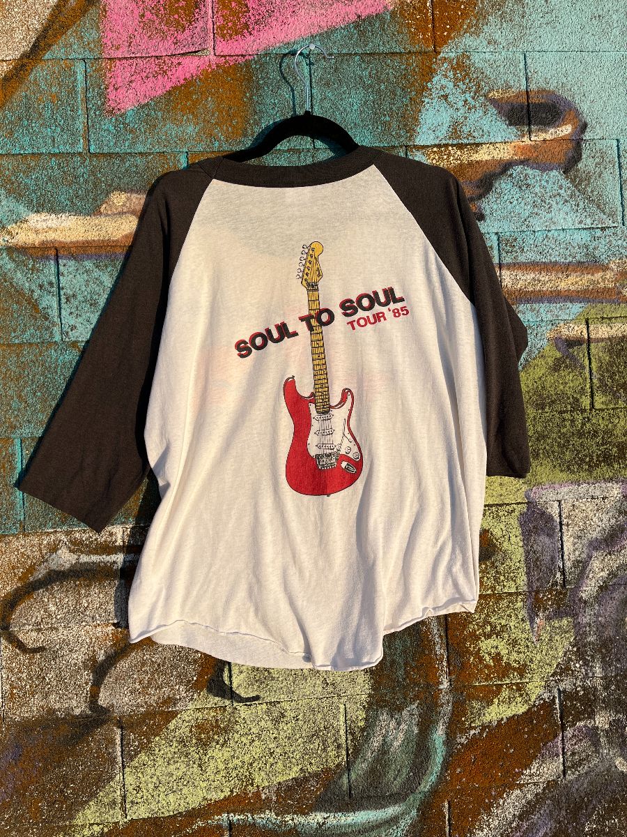 product details: AS-IS STEVIE RAY VAUGHAN AND DOUBLE TROUBLE SOULD TO SOUL TOUR 85 RAGLAN T-SHIRT photo