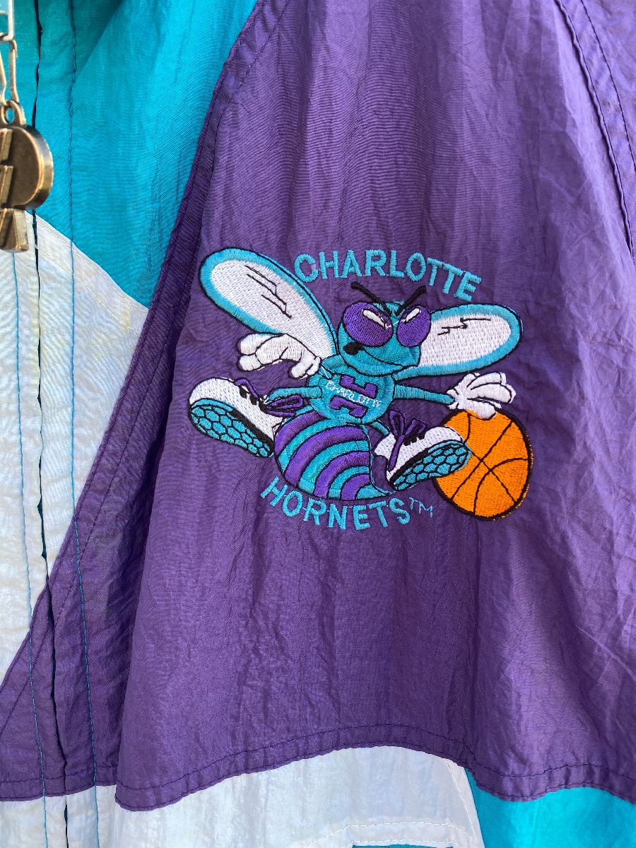Vintage 90s Nylon Colour-Block Purple Starter Charlotte Hornets