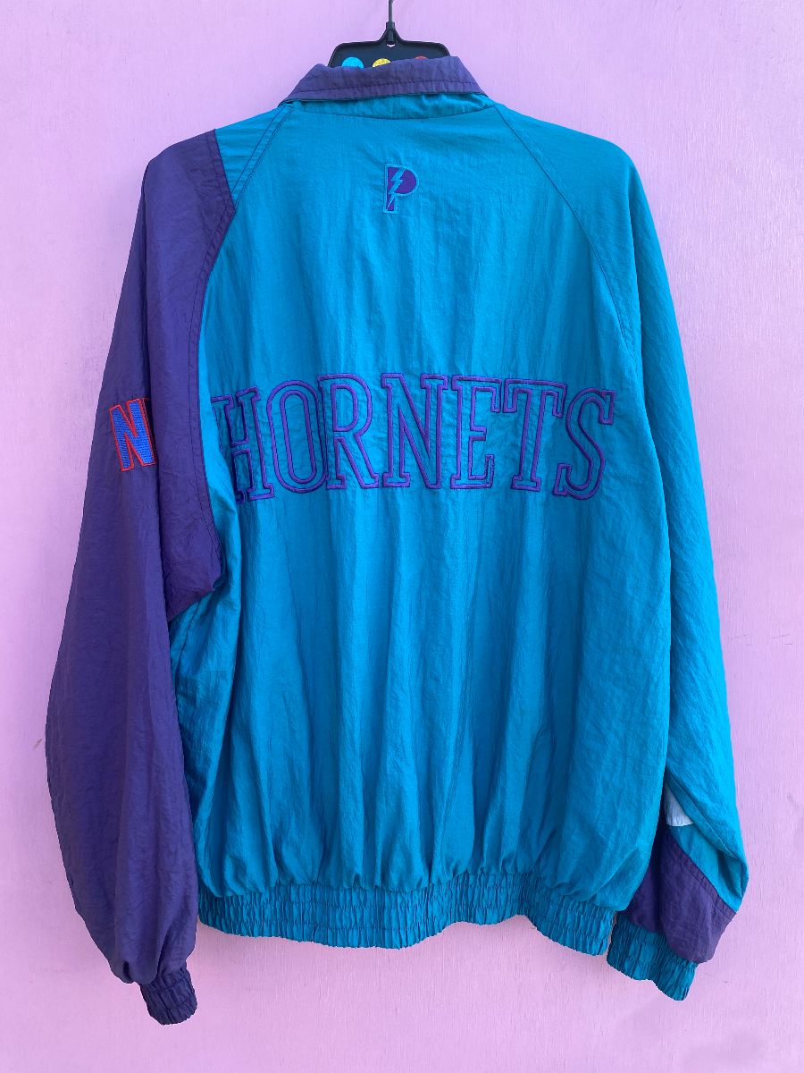 Vintage 90s Nylon Colour-Block Purple Starter Charlotte Hornets