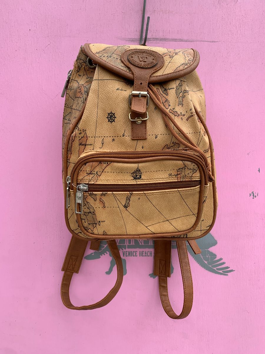 product details: COOL 1980S-90S ALLOVER MAP PRINT LEATHER MINI BACKPACK photo