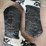 *AS-IS* AMAZING BLACK AND WHITE DESIGN LEATHER COWBOY BOOTS