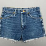 DARK WASH WESTERN STYLE WRANGLER DENIM CUT OFF SHORTS