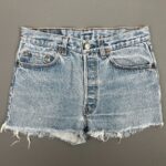 AMAZING 501 LEVIS CLASSIC DENIM CUTOFF SHORTS