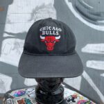 AS-IS CHICAGO BULLS EMBROIDERED SNAPBACK HAT