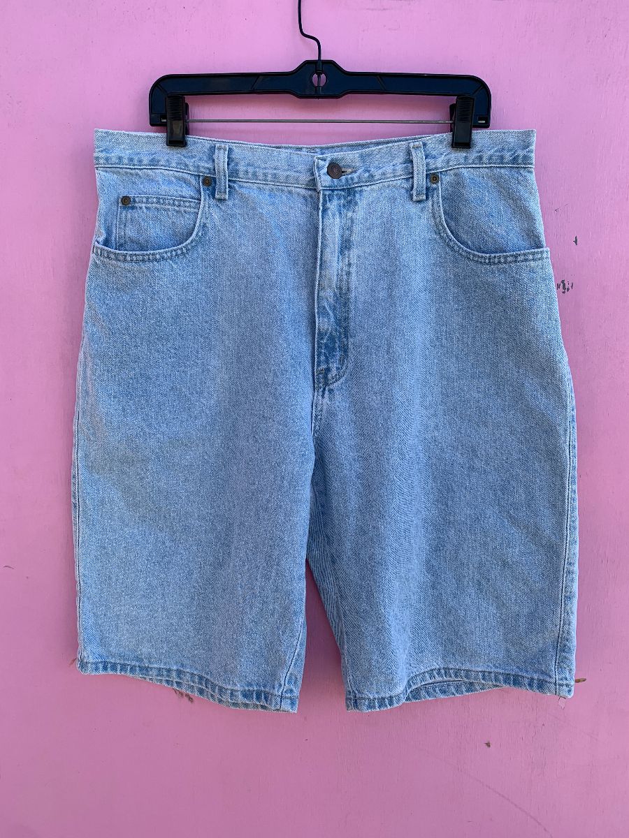 Classic Light Wash Long Denim Shorts | Boardwalk Vintage