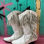 *AS-IS* WHITE LEATHER & LEATHER FRINGE POINTED TOE COWBOY BOOTS