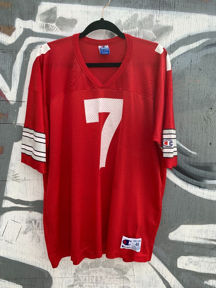 product details: *AS-IS* RETRO CHAMPION RED MESH #7 FOOTBALL SPORTS JERSEY STRIPED SLEEVES photo