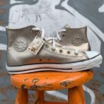GOLD METALLIC CONVERSE CHUCK TAYLOR ALL STAR SNEAKERS