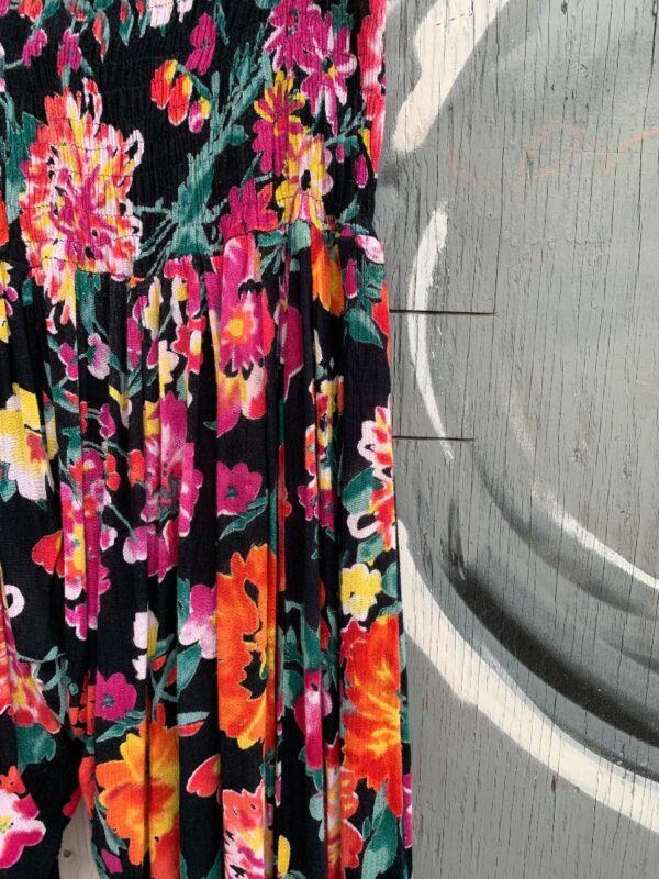 VIBRANT FLORAL PRINT ELASTIC WAIST & CUFFS RAYON HAREM PANTS