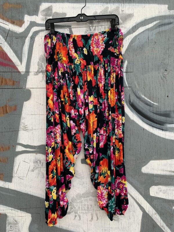 VIBRANT FLORAL PRINT ELASTIC WAIST & CUFFS RAYON HAREM PANTS