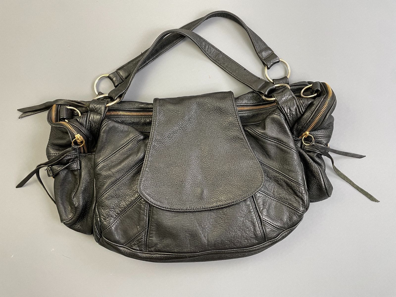 product details: GORGEOUS EARLY Y2K BUTTER LEATHER SLOUCHY DOUBLE HANDLE SHOULDER HOBO BAG *MISSING CROSSBODY STRAP photo