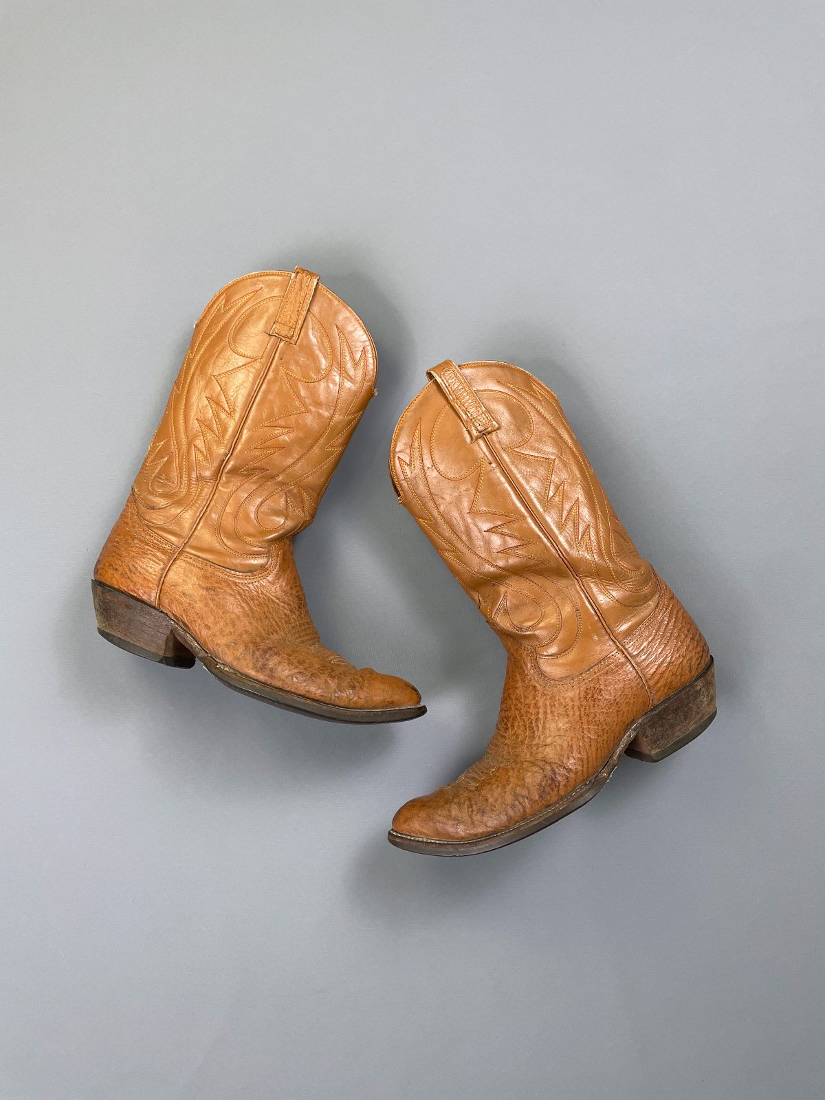 product details: *AS-IS* BRAHAMA WESTERN LEATHER COWBOY BOOTS photo
