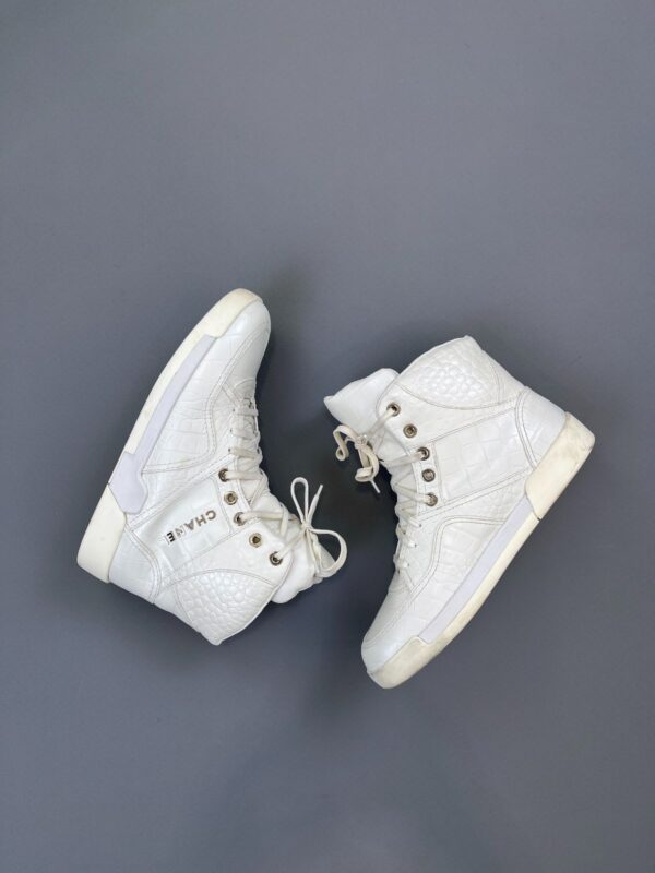 as-is* Chanel White Crocodile Embossed Lace Up High Top Sneakers