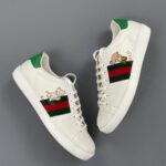 EMBROIDERED KITTEN AND PIGGIE GUCCI ACE LOW TOP SNEAKER