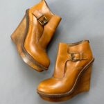 ALL LEATHER FOLD OVER BUCKLED WOODEN WEDGE PLATFORMS